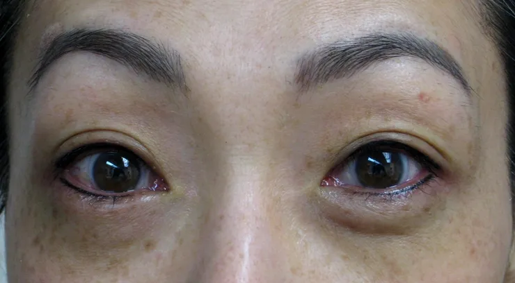 Eyebrow and eyeliner work, photo 11