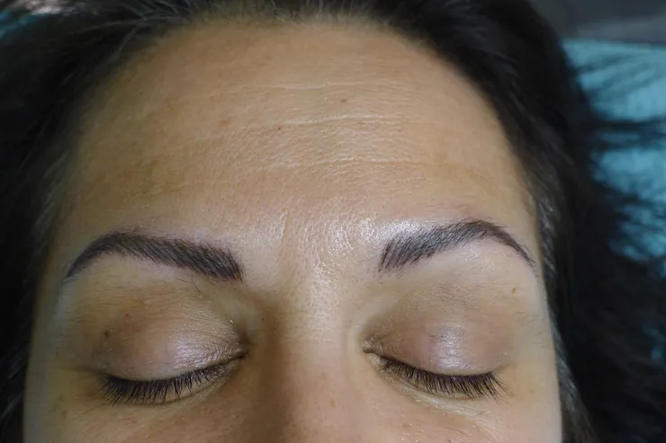 Eyebrow and eyeliner work, photo 4